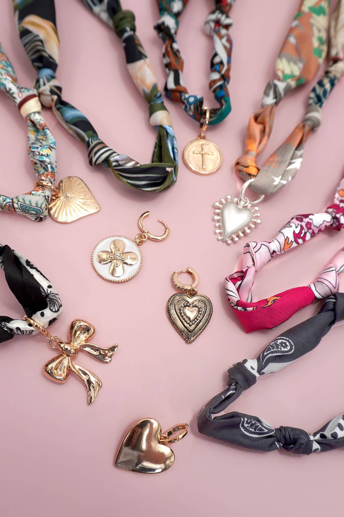 Handcrafted Scarf Interchangeable Charm Necklace | 80N92095: D