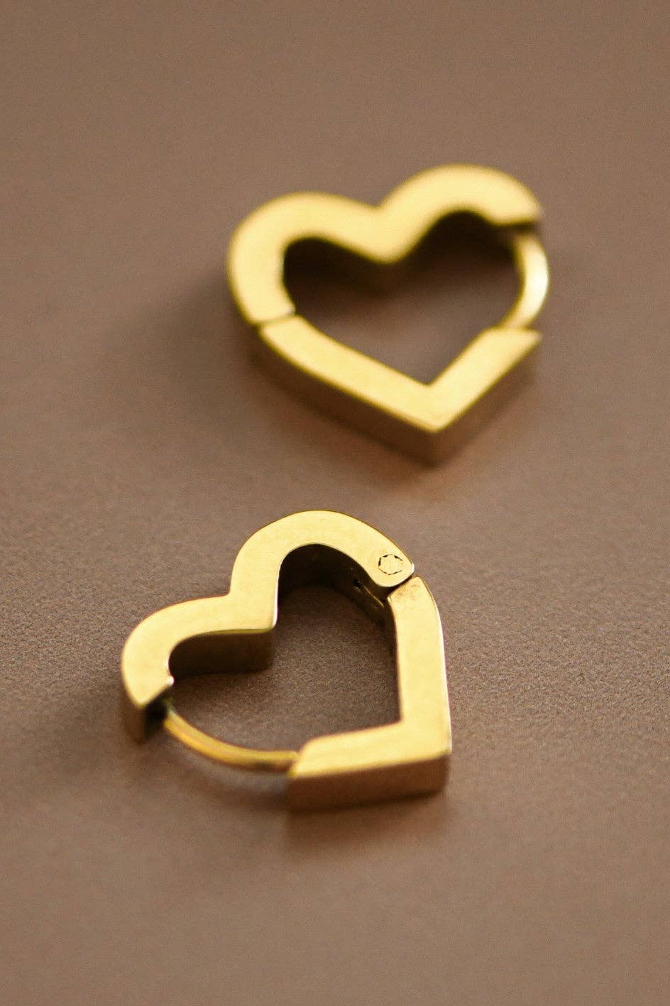 18K Gold Plated Waterproof Stainless Steel Hoop Earrings - 7010: S0OX3T7010