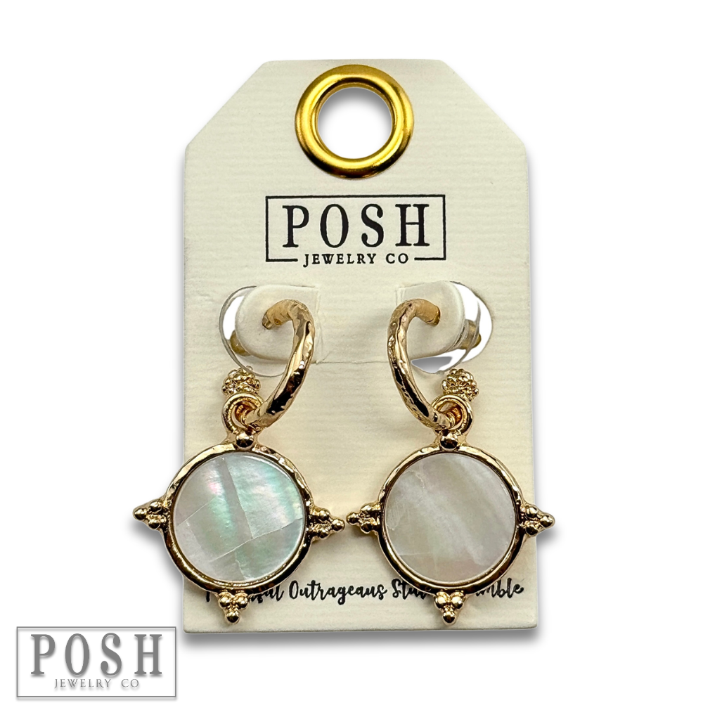 Mother-of-pearl look coin earring