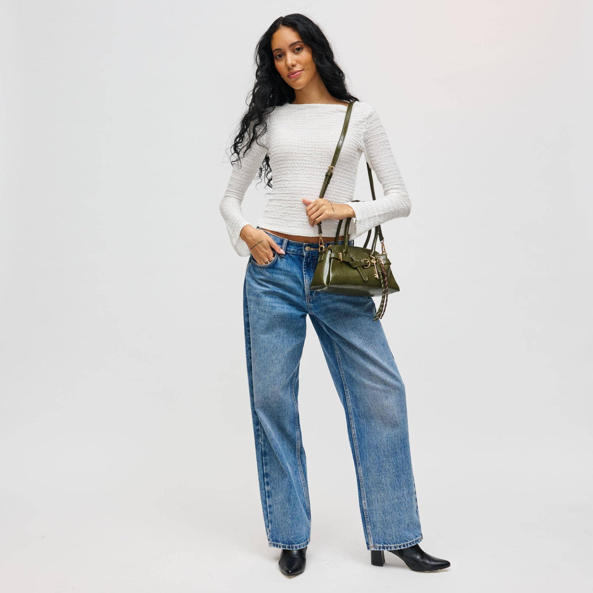 Vienna Crossbody