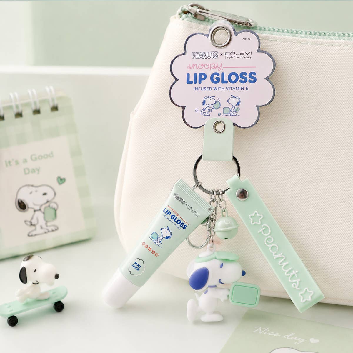 Celavi P60198 Mint Julep Snoopy Lip Gloss w/ Keychain - 12pc