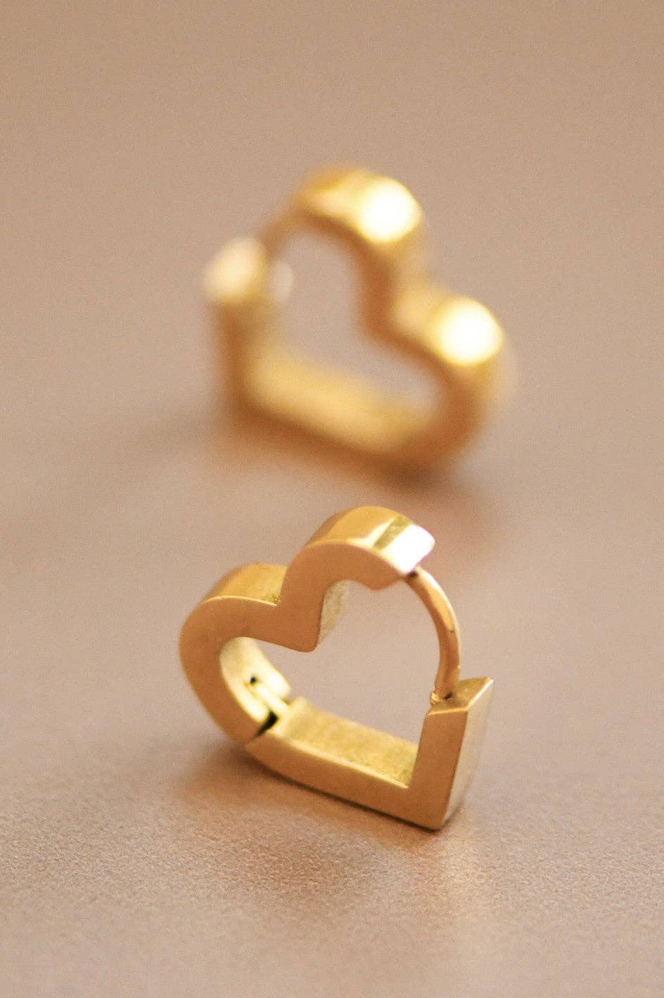 18K Gold Plated Waterproof Stainless Steel Hoop Earrings - 7010: S0OX3T7010