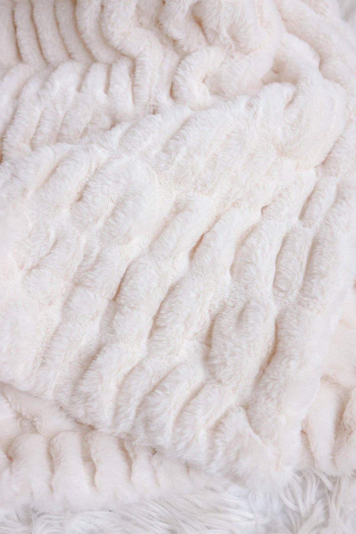 Cuddle Luxe Cloud Blanket - Vanilla Frost