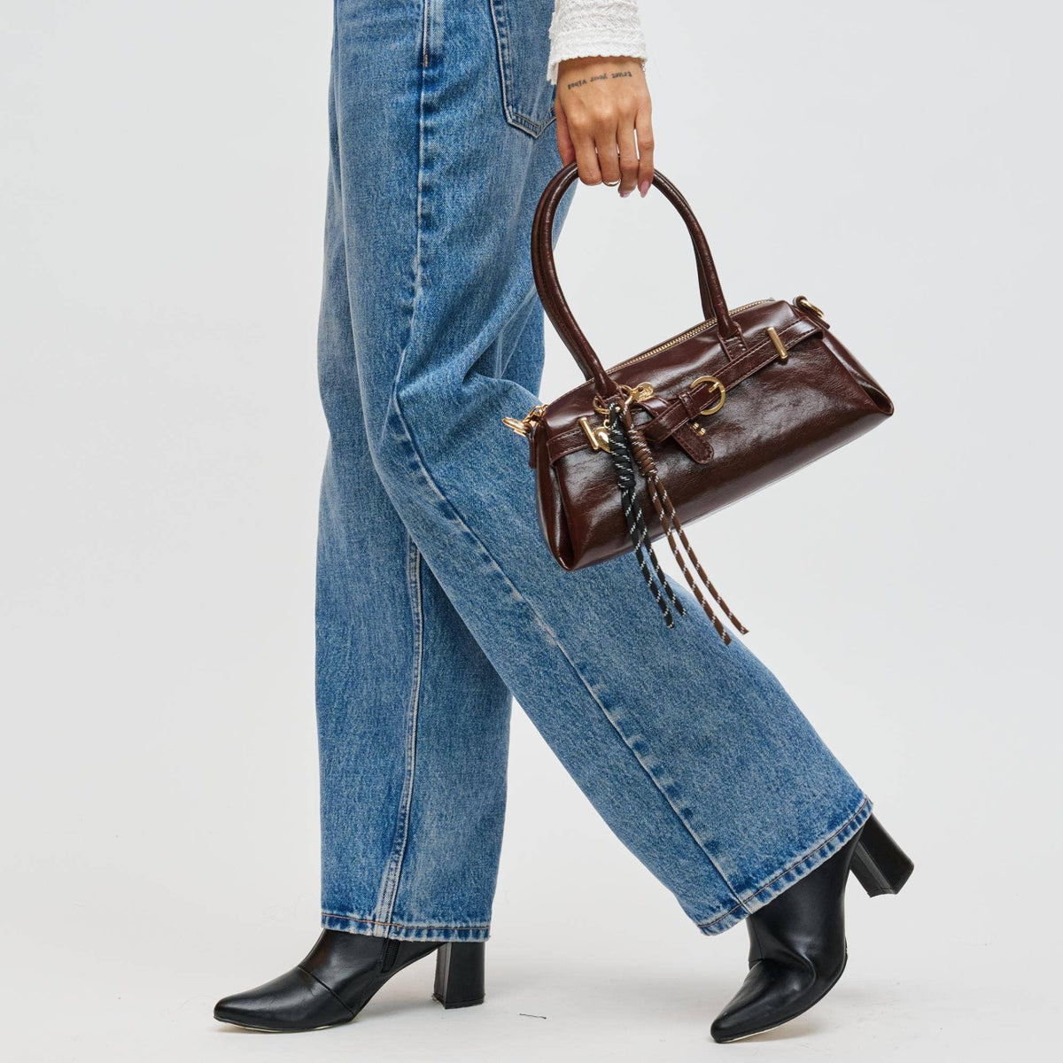 Vienna Crossbody