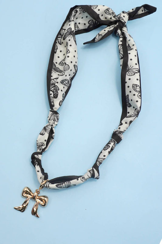 Handcrafted Scarf Interchangeable Charm Necklace | 80N92095: A