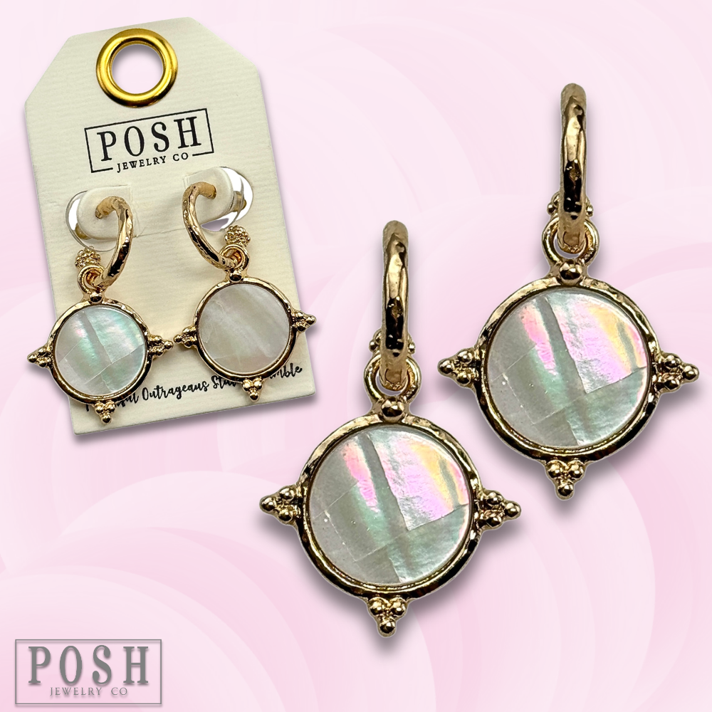 Mother-of-pearl look coin earring
