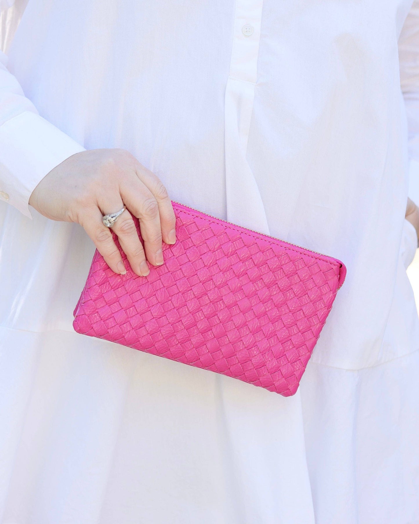 Liz Crossbody Bag Woven Hot Pink