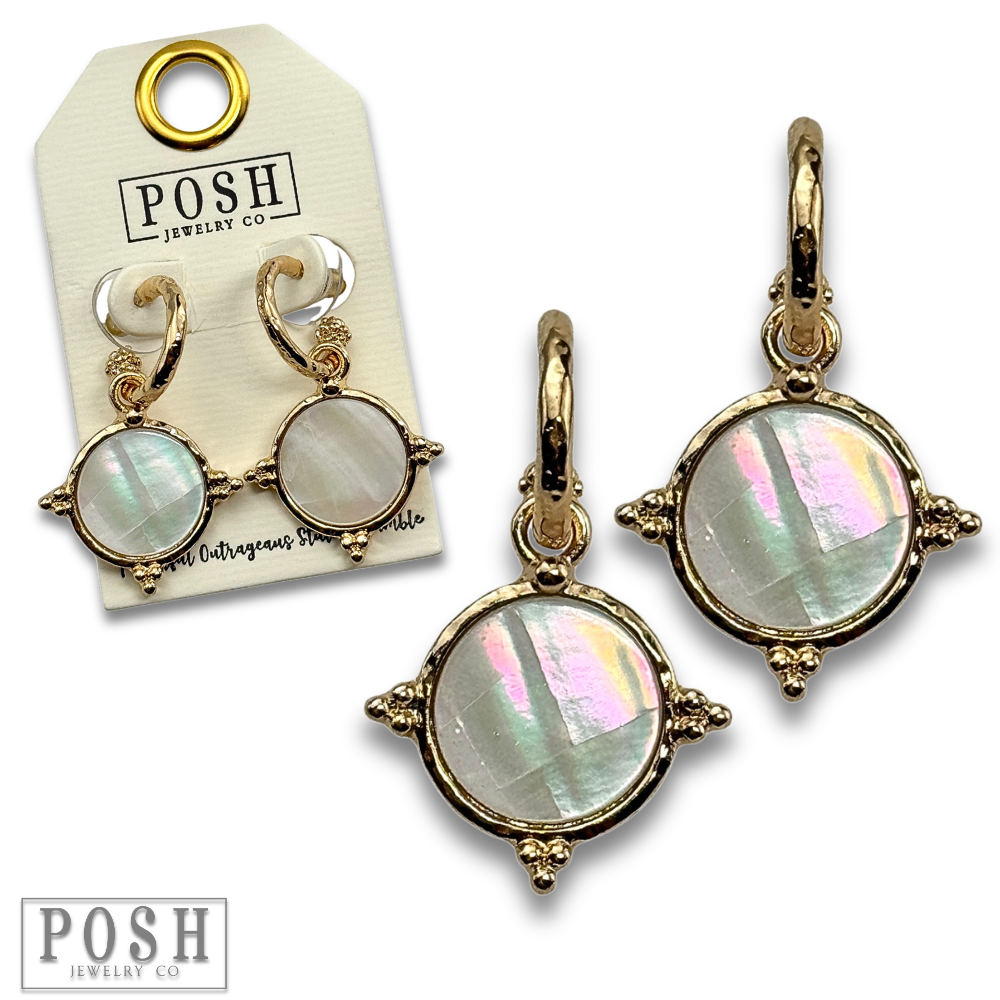 Mother-of-pearl look coin earring