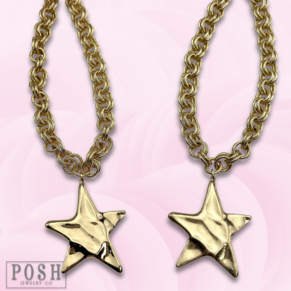 Jumbo star pendant necklace